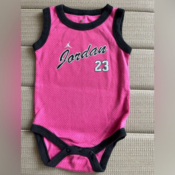 0-6 months Jordan Onesie Bodysuit - Picture 1 of 3